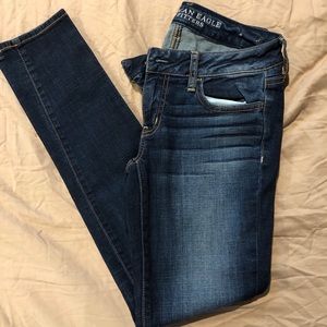 Women’s American Eagle jegging jeans size 4